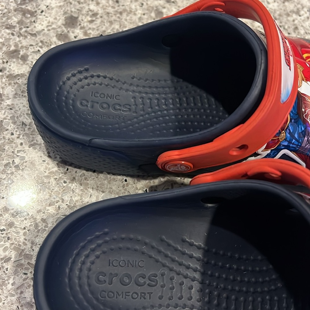 Marvel Crocs - Picture 4 of 5